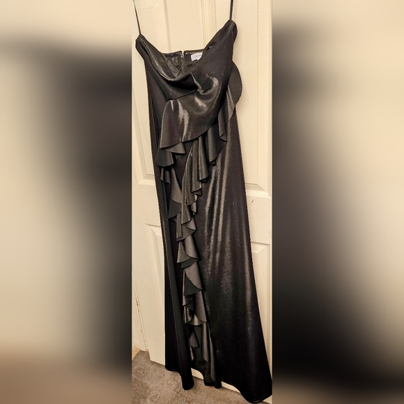 Evening Gown Designer Jay Godfrey - Picture 1 of 10